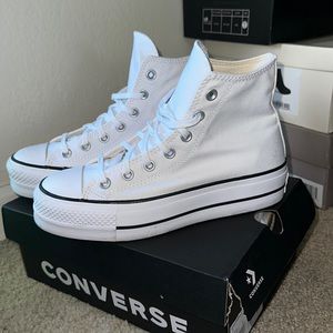 WOMENS HIGH TOP PLATFORM CONVERSE ⭐️